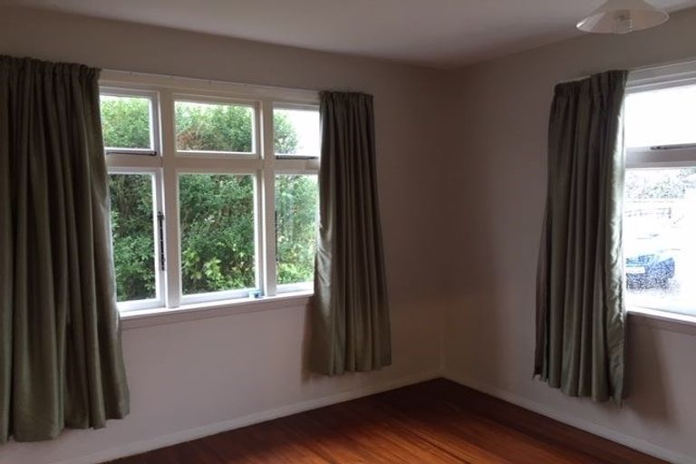 Photo of property in 2 Thornton Street, Darfield, 7510