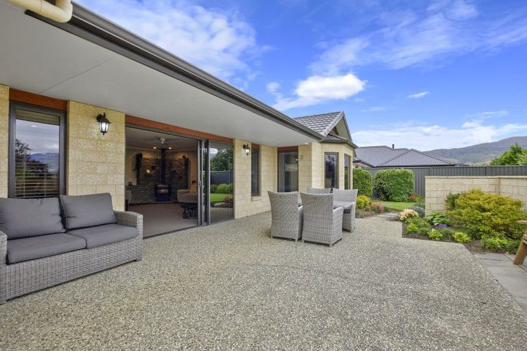 Photo of property in 1 Mitchell Place, Cromwell, 9310