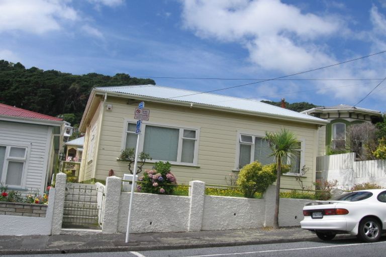 Photo of property in 39 Porritt Avenue, Mount Victoria, Wellington, 6011