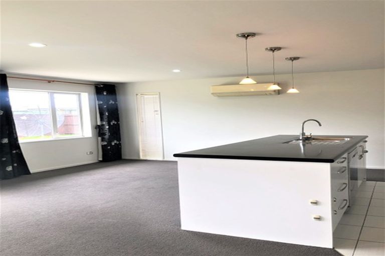 Photo of property in 58 Somerville Crescent, Aidanfield, Christchurch, 8025