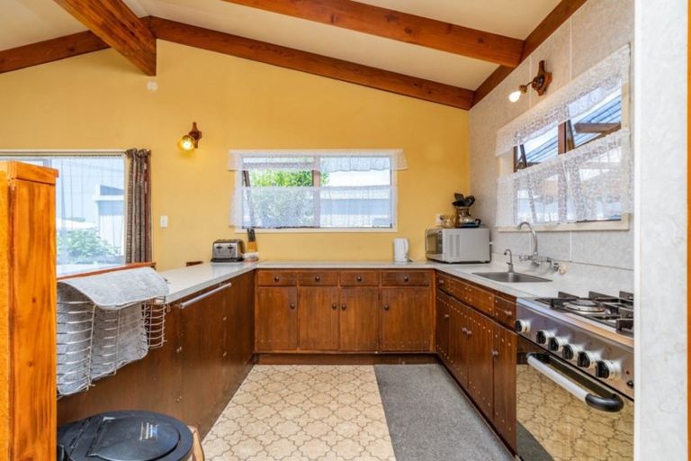 Photo of property in 6 Shoemaker Road, Waipu, 0510