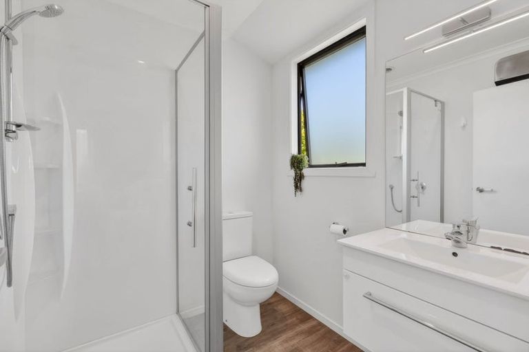 Photo of property in 9 Isthmus Place, Lake Hawea, Wanaka, 9382