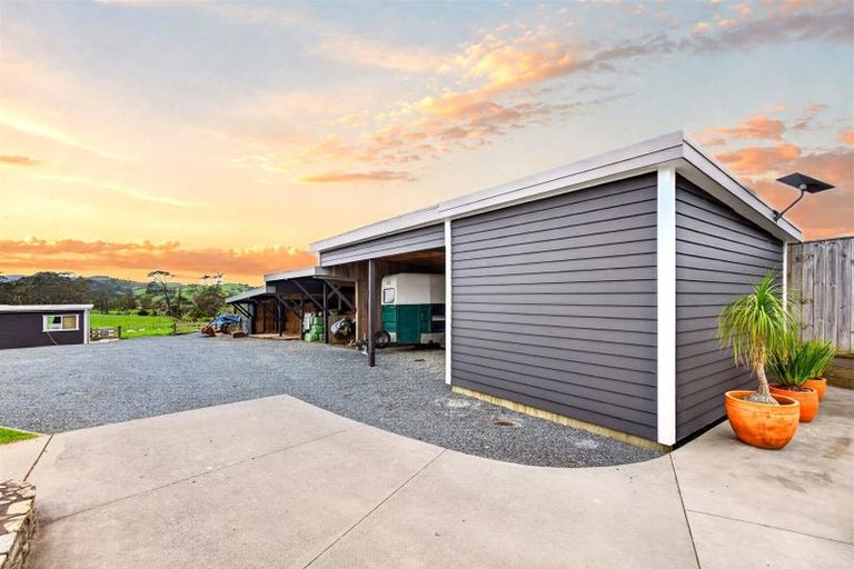 Photo of property in 81a Peak Road, Kaukapakapa, Helensville, 0875
