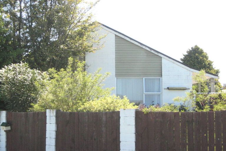 Photo of property in 1/4 Tracy Place, Redwood, Christchurch, 8051