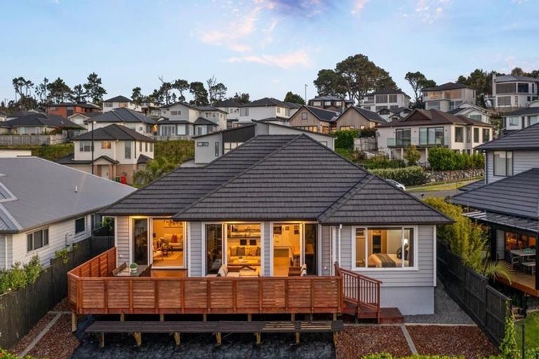 Photo of property in 22 Arriere Lane, Silverdale, 0932