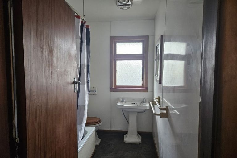 Photo of property in 113 Yaldhurst Road, Sockburn, Christchurch, 8042