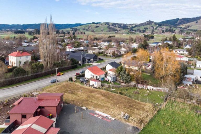 Photo of property in 3 Moore Street, Milton, 9220