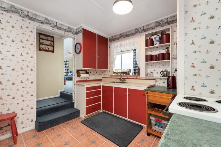 Photo of property in 1338 Papamoa Beach Road, Papamoa Beach, Papamoa, 3118