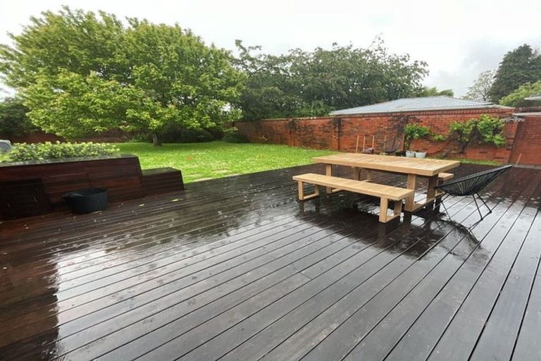 Photo of property in 5 Huia Grove, Elderslea, Upper Hutt, 5018