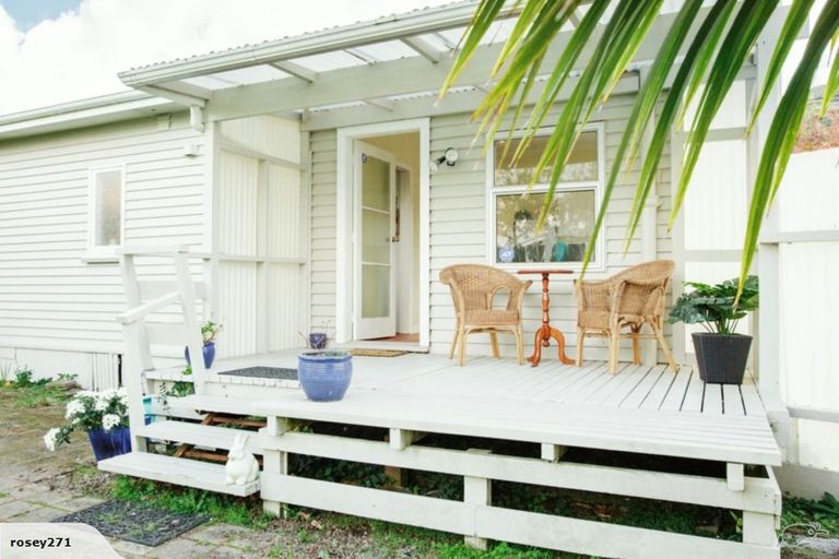 Photo of property in 33 Kiwi Street, Alicetown, Lower Hutt, 5010