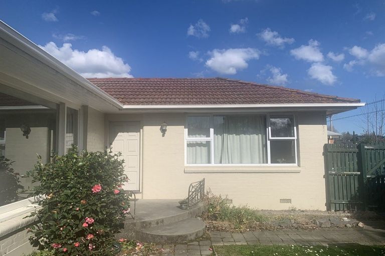 Photo of property in 1/156 Ilam Road, Ilam, Christchurch, 8041