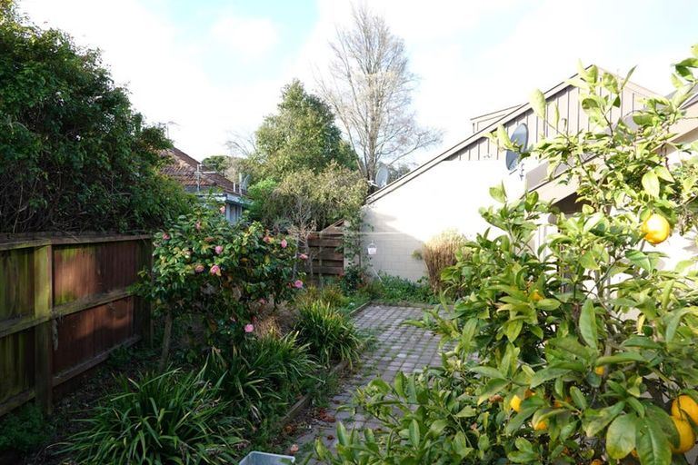 Photo of property in 42b Creyke Road, Ilam, Christchurch, 8041