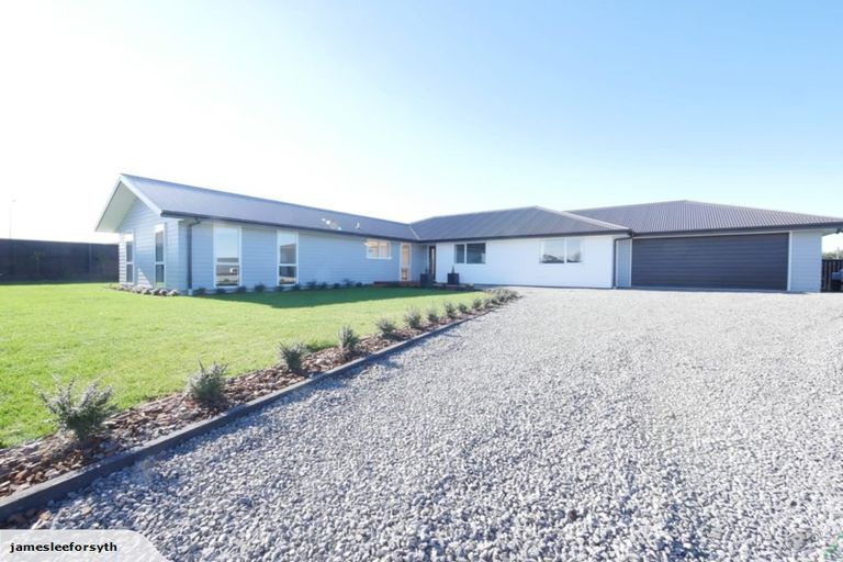 Photo of property in 7 Springbrook Close, Rangiora, 7400