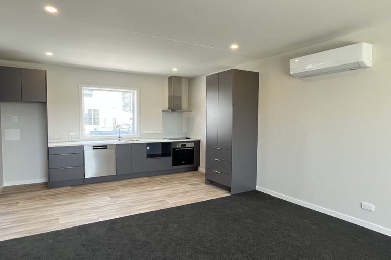 Photo of property in 7/30 Adventure Drive, Whitby, Porirua, 5024