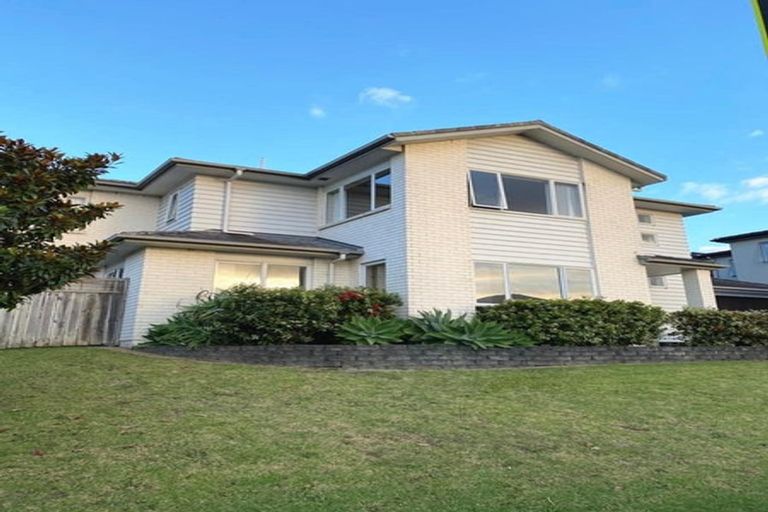 Photo of property in 14 Amaretto Avenue, Flat Bush, Auckland, 2019