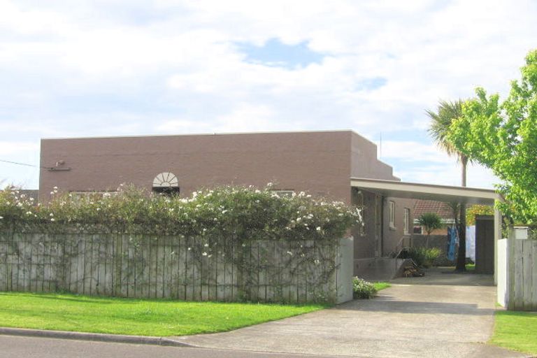 Photo of property in 6 Pemberton Crescent, Greerton, Tauranga, 3112