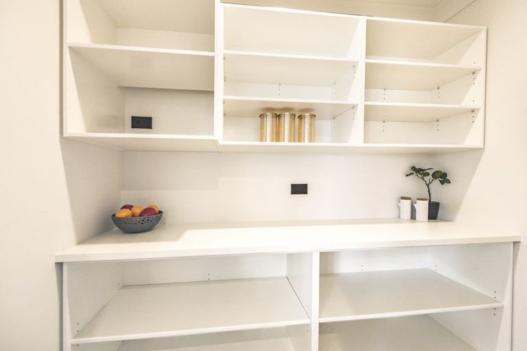 Photo of property in 15 Whitburn Avenue, Halswell, Christchurch, 8025