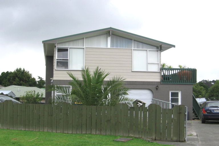 Photo of property in 13 Vanden Place, Henderson, Auckland, 0610