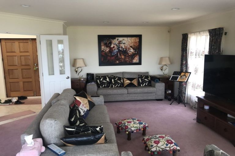 Photo of property in 75 Onetaunga Road, Chatswood, Auckland, 0626