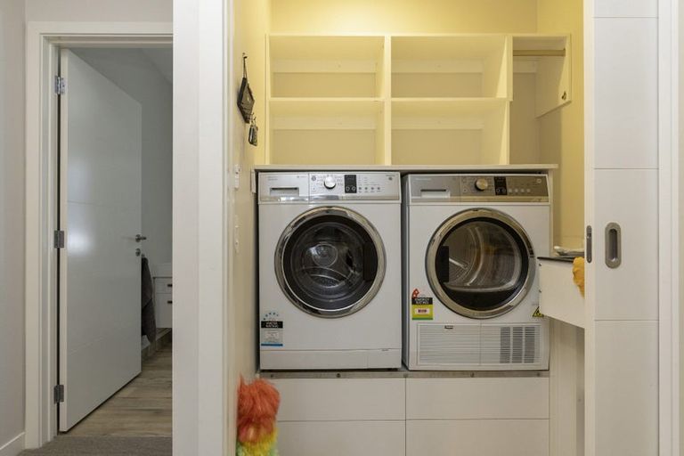 Photo of property in 25 Chateau Crescent, Rangatira Park, Taupo, 3330