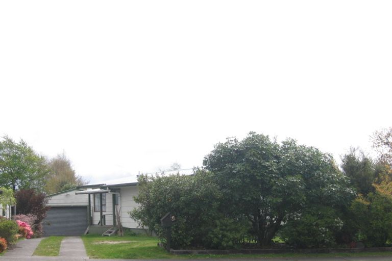 Photo of property in 53 Richmond Avenue, Richmond Heights, Taupo, 3330