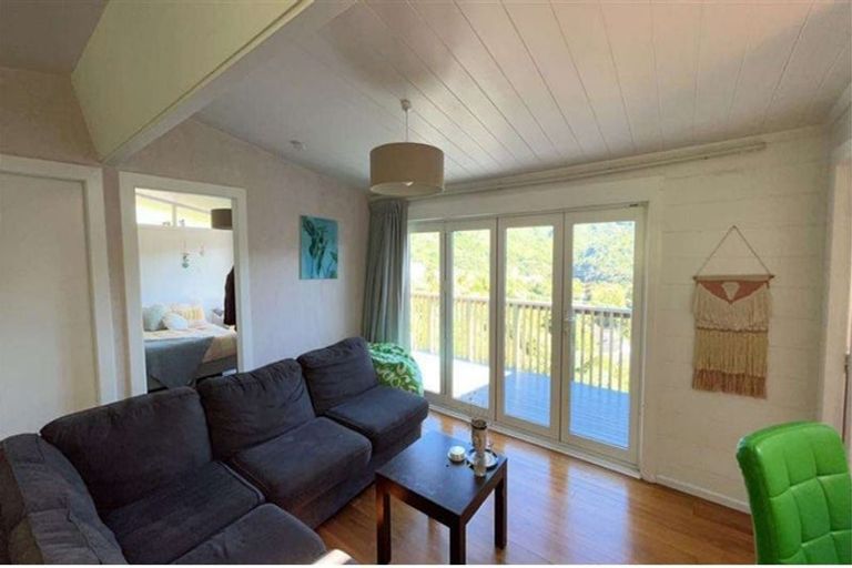 Photo of property in 19 Rochester Street, Wilton, Wellington, 6012