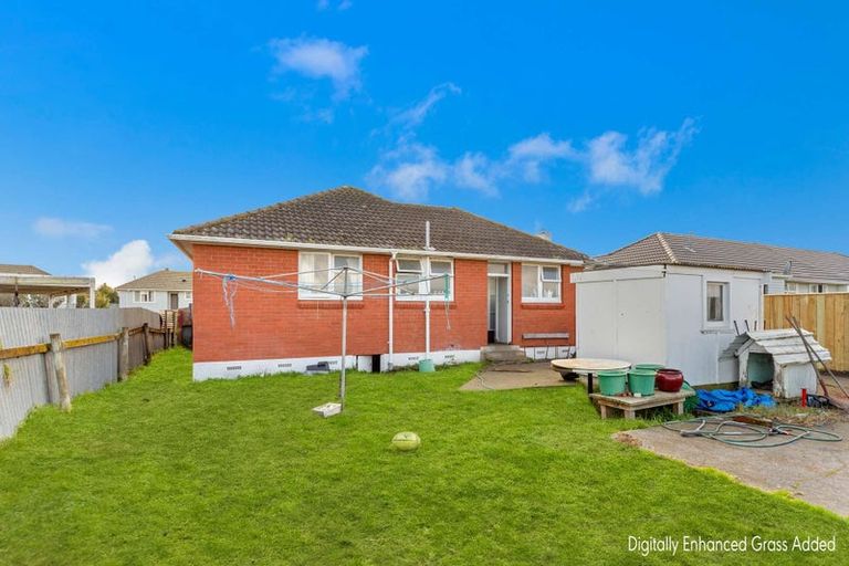 Photo of property in 60 Matipo Street, Castlecliff, Whanganui, 4501