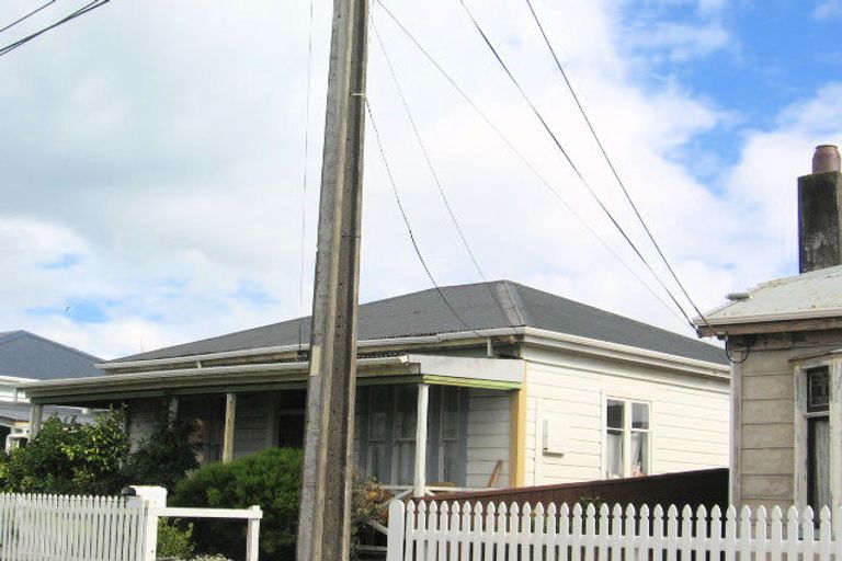 Photo of property in 9 Bay Street, Petone, Lower Hutt, 5012