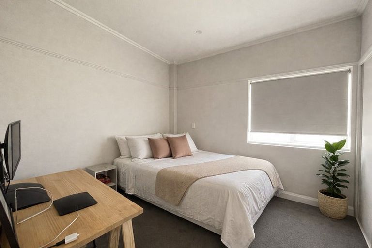 Photo of property in Fountain Court, 7/48 Oriental Parade, Oriental Bay, Wellington, 6011