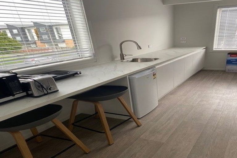 Photo of property in 1/44 May Street, Hamilton East, Hamilton, 3216