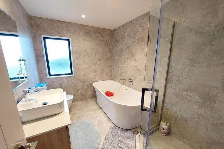 Photo of property in 54a Bleakhouse Road, Howick, Auckland, 2014