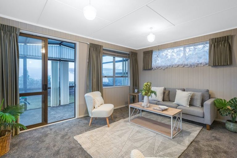 Photo of property in 34 Sombrero View, Ascot Park, Porirua, 5024