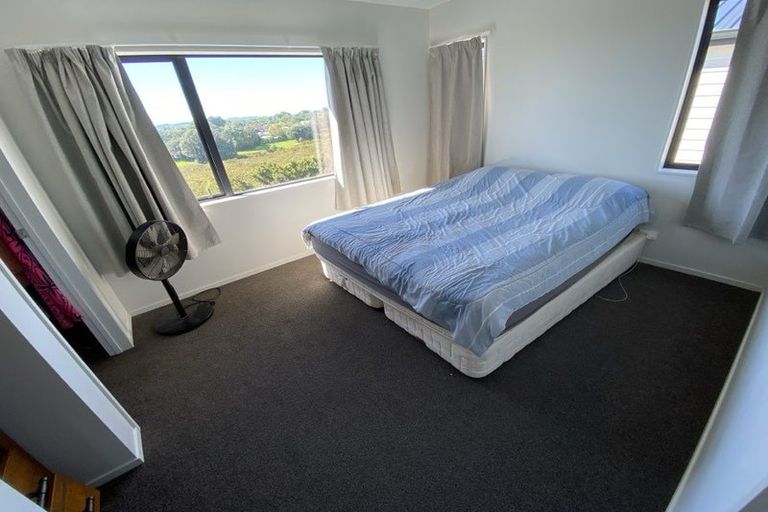 Photo of property in 34 Matawhanga Drive, Wattle Downs, Auckland, 2103