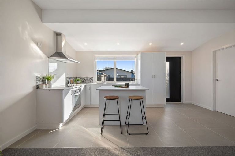 Photo of property in 1/37 Hay Street, Bromley, Christchurch, 8062