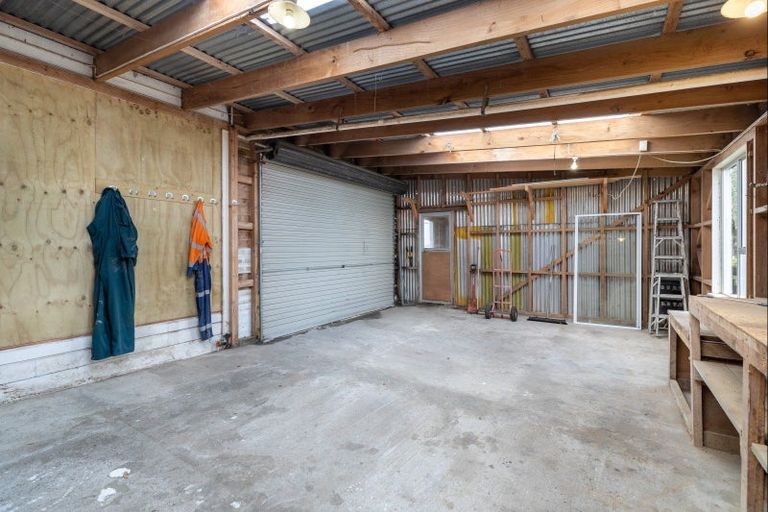 Photo of property in 826 Mokau Road, Mimi, Urenui, 4377