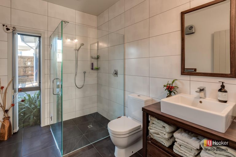 Photo of property in 111 Koutunui Road, Athenree, Katikati, 3177