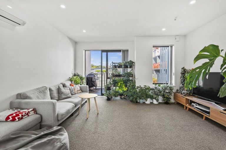 Photo of property in 45 Weir Lane, Silverdale, 0932