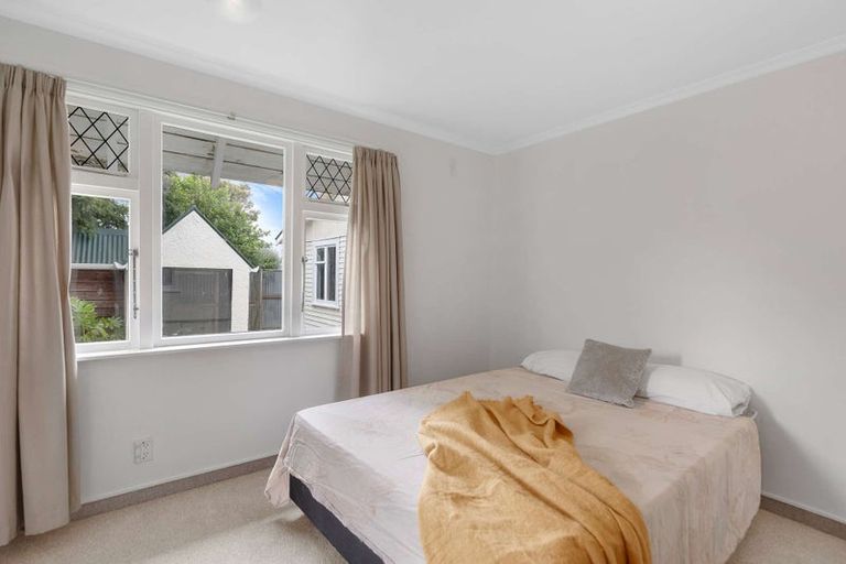 Photo of property in 4 Douglas Street, West End, Palmerston North, 4412