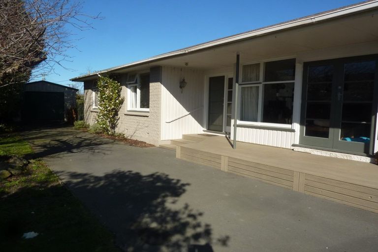 Photo of property in 35 Landy Street, Dallington, Christchurch, 8061