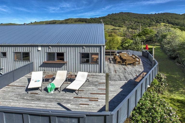 Photo of property in 54 Happy Jacks Road, Mahia, 4198