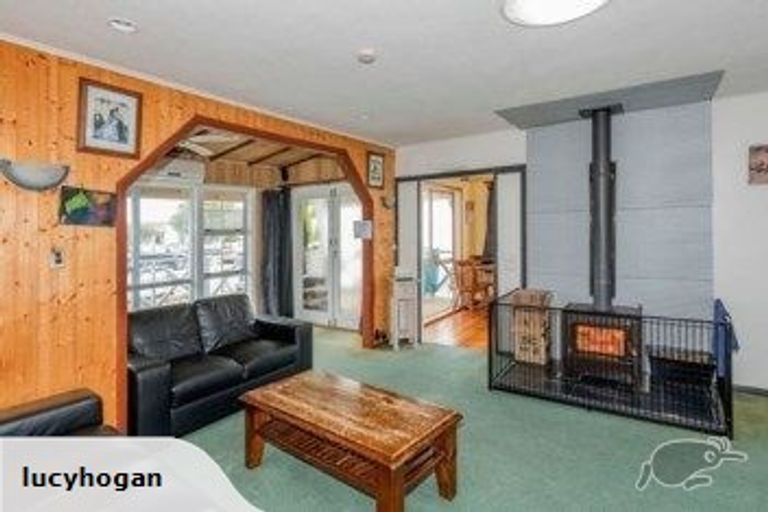 Photo of property in 9 Gladstone Street, Foxton, 4814