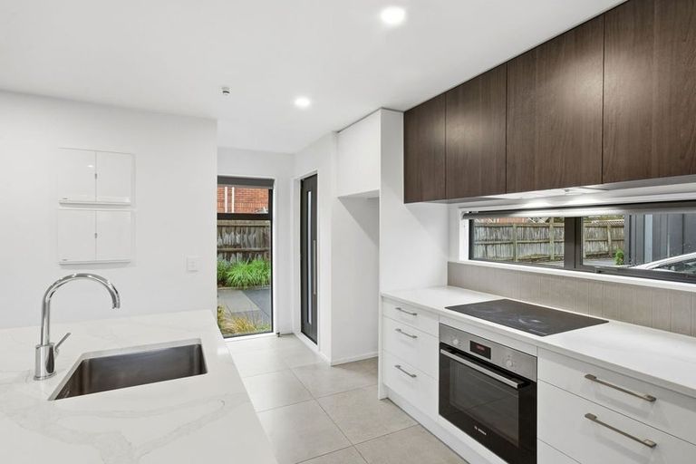 Photo of property in 3/59 Thackeray Place, Waltham, Christchurch, 8023