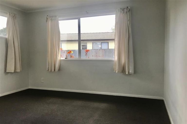 Photo of property in 10 Limond Street, Randwick Park, Auckland, 2105