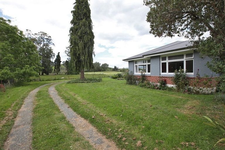 Photo of property in 2272 Ohai-clifden Highway, Orawia, Otautau, 9682
