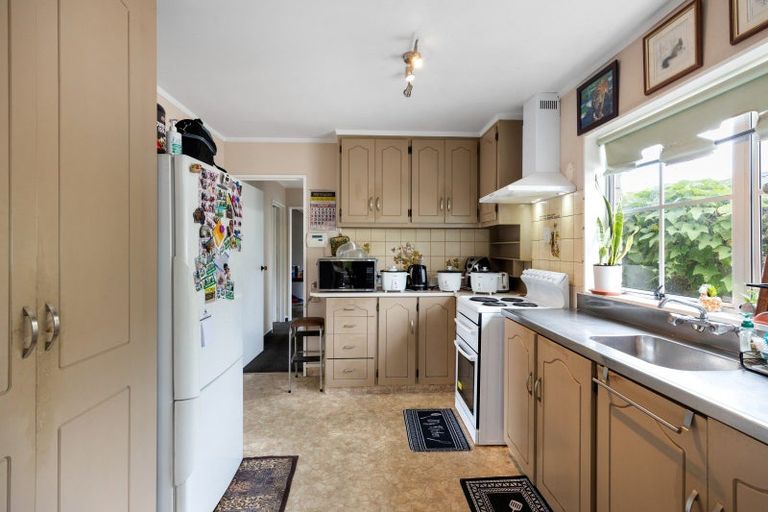 Photo of property in 2/165 River Road, Hamilton East, Hamilton, 3216