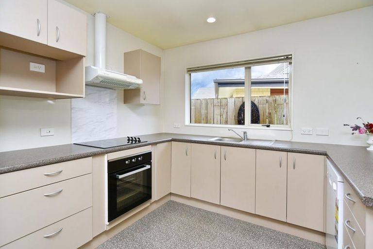 Photo of property in Rivertown Villas, 150 Williams Street, Kaiapoi, 7630