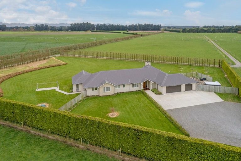 Photo of property in 814 Halkett Road, West Melton, Christchurch, 7671