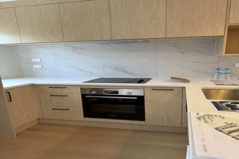 Photo of property in 23 Awhi Lane, Massey, 0614