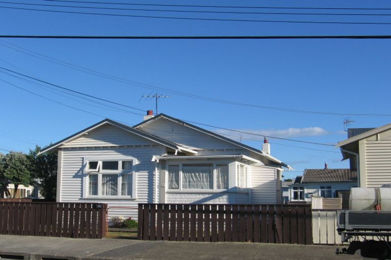 Photo of property in 30 South Street, Petone, Lower Hutt, 5012