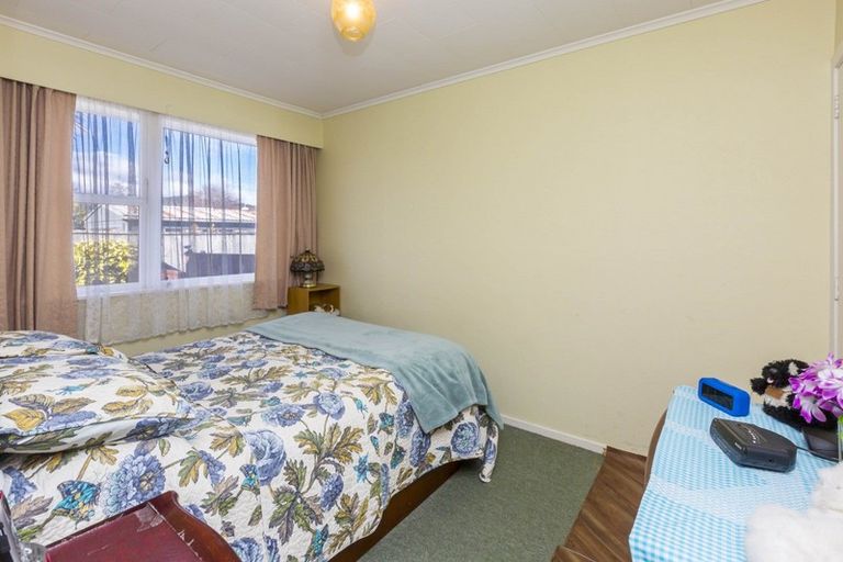 Photo of property in 4/13 Sutherland Avenue, Silverstream, Upper Hutt, 5019